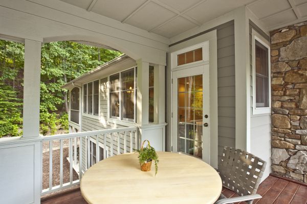 Cost of Covered Porch Installation in Cheyenne
