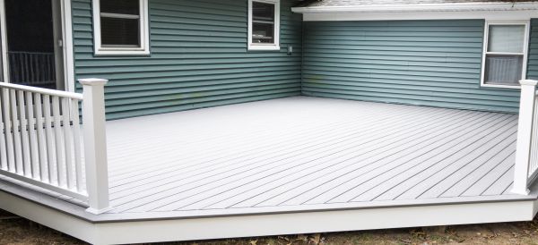 Vinyl Decking Installation in Cheyenne